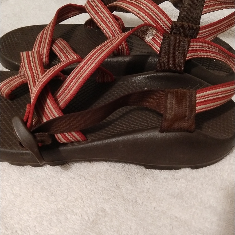 Ladies Vibram sandals,,sz. 10